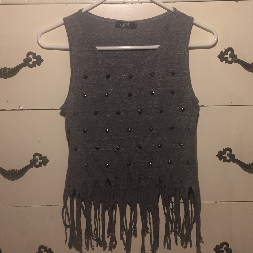 🐚 5/$25 grey studded crop top with fringes